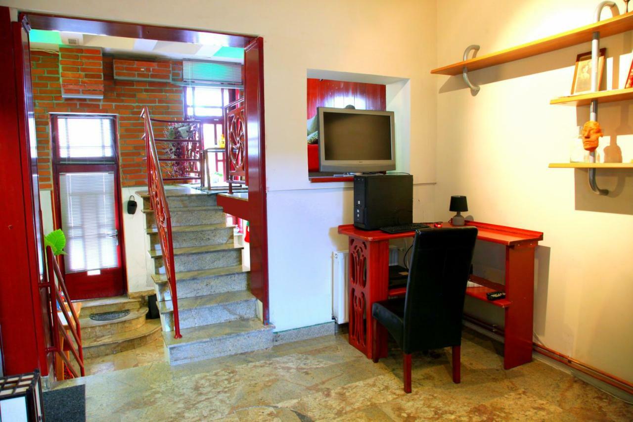 Studio Apartman - Park - Осиек Екстериор снимка